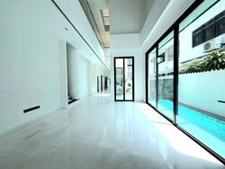 Parry Avenue (D19), Semi-Detached #558546181